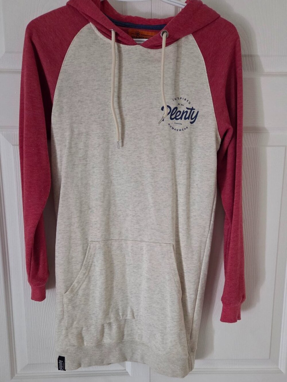 Plenty Women's Hooded Pullover Sweater – Size Small – Cream & Heather Red